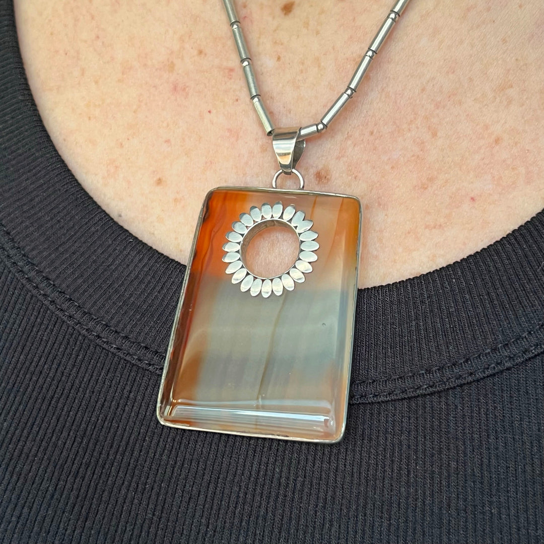 Vintage 1960s sterling silver agate statement necklace