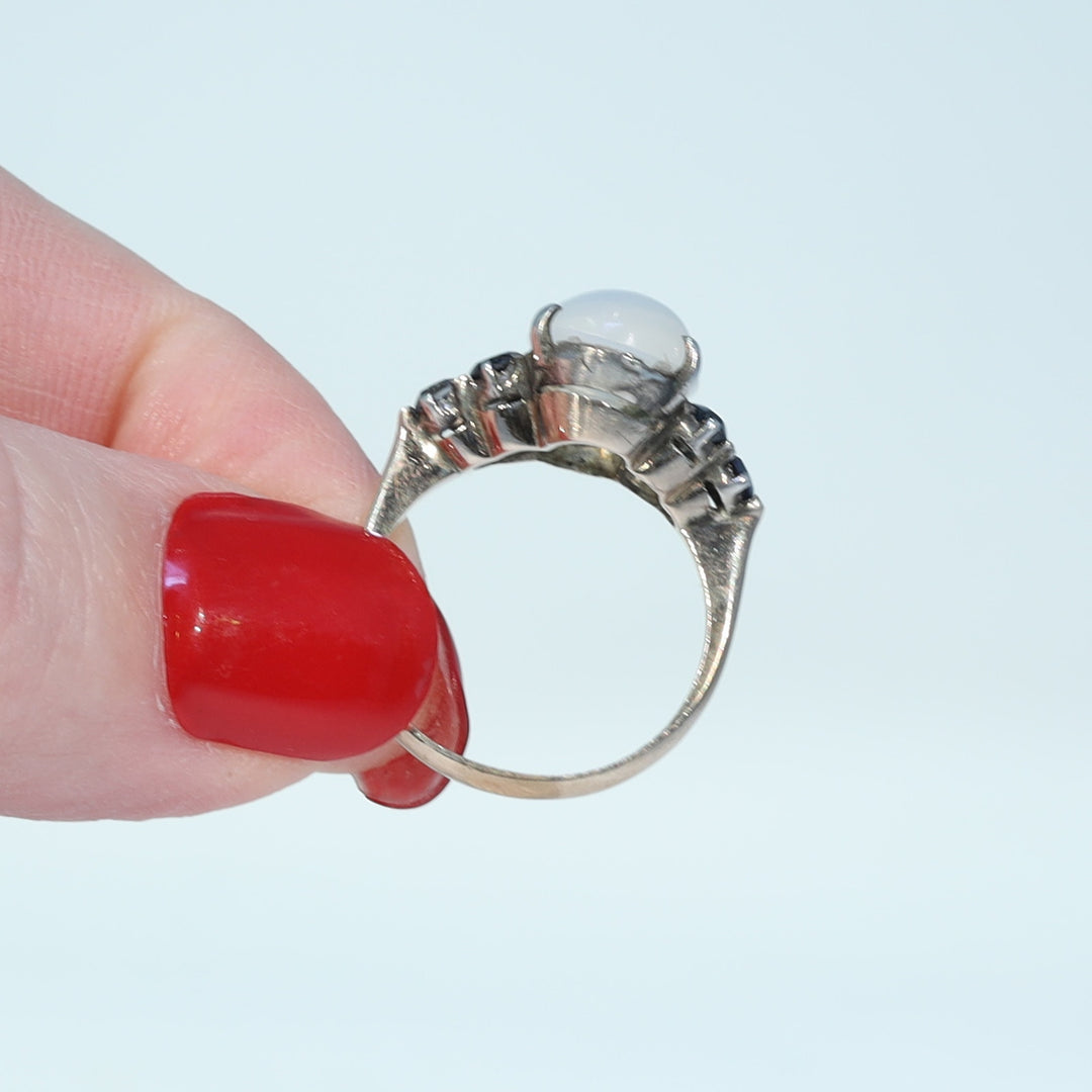 Vintage gold gemstone cluster ring