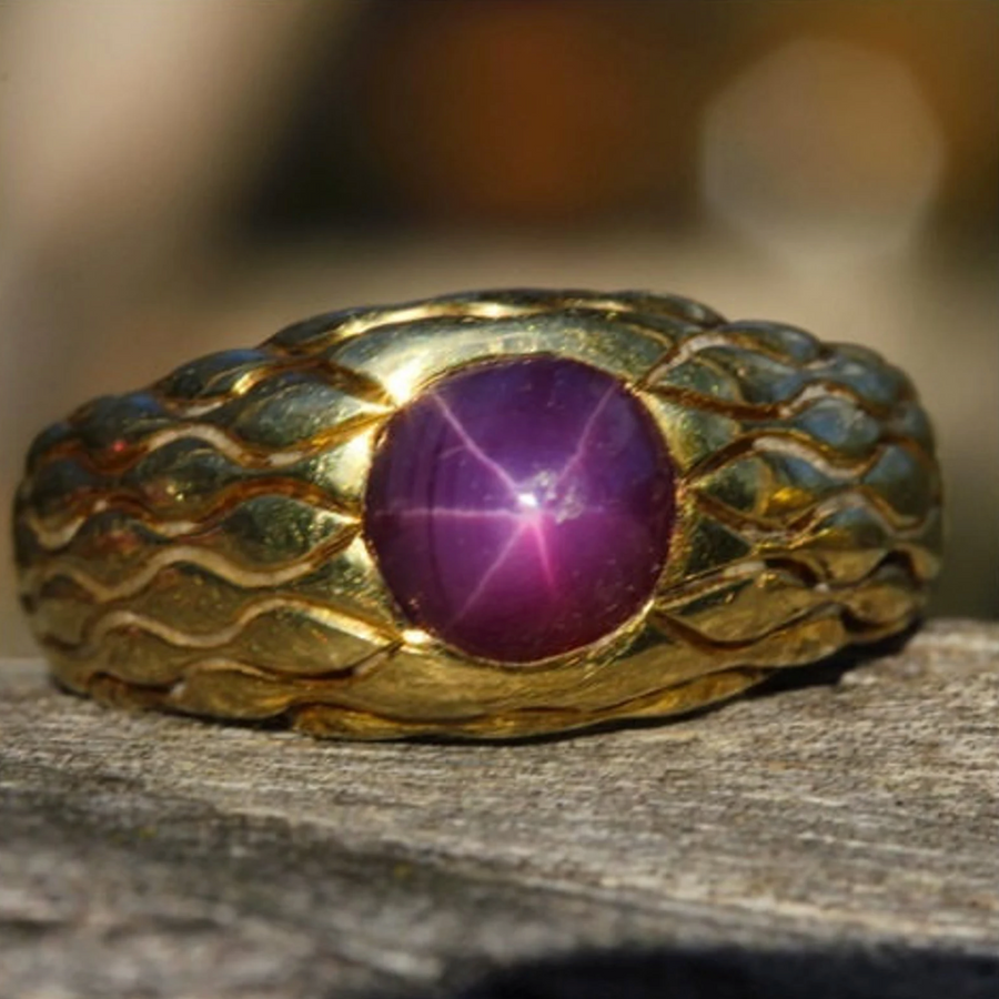 Vintage Art Deco Star Ruby Ring in 14k Gold