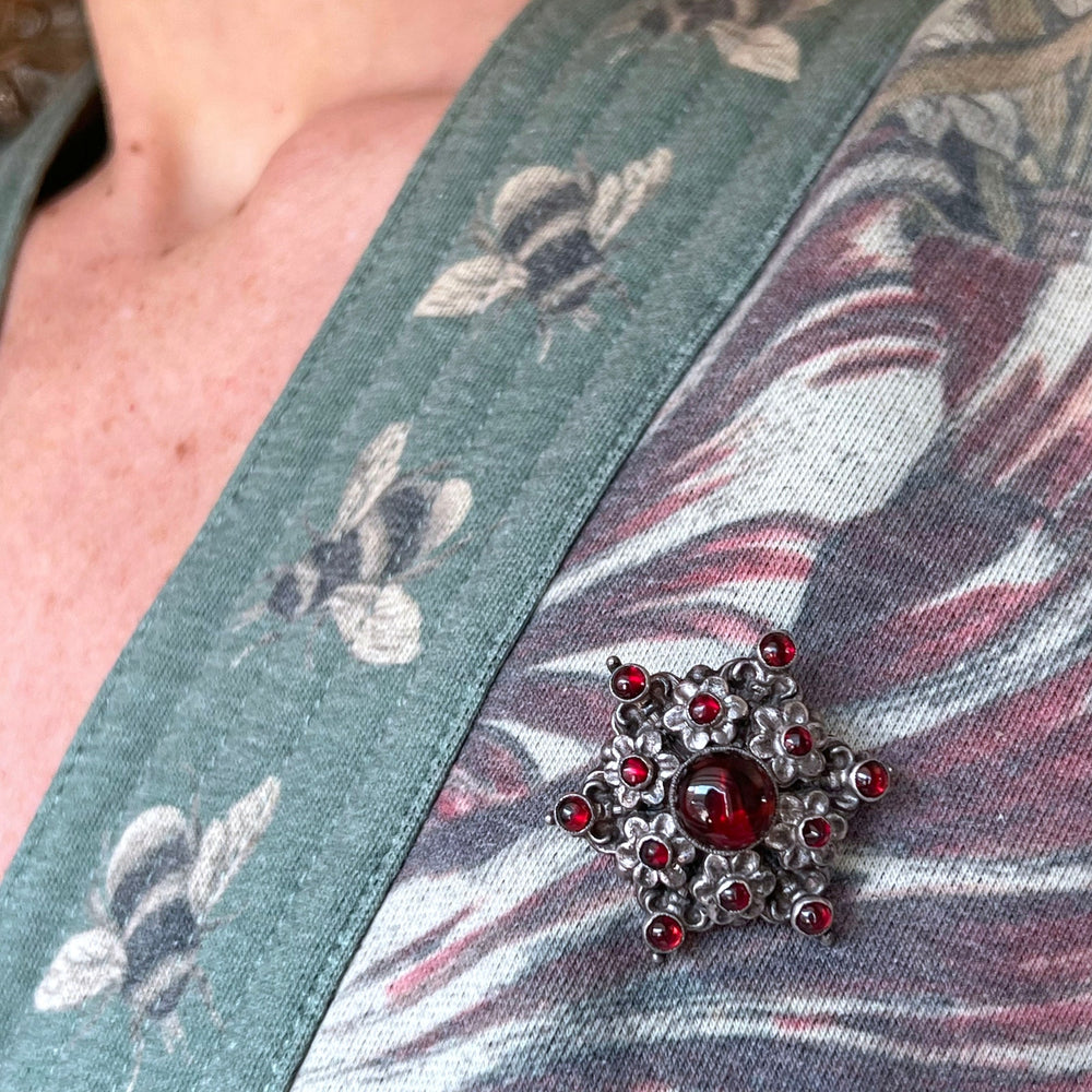Vintage Brooch Silver Garnet Floral Star c.1930s