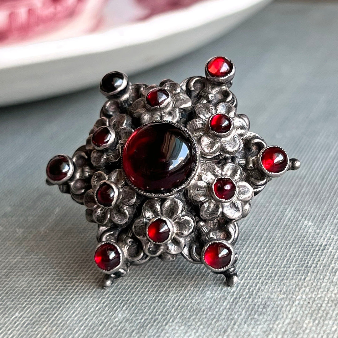 Vintage Brooch Silver Garnet Floral Star c.1930s