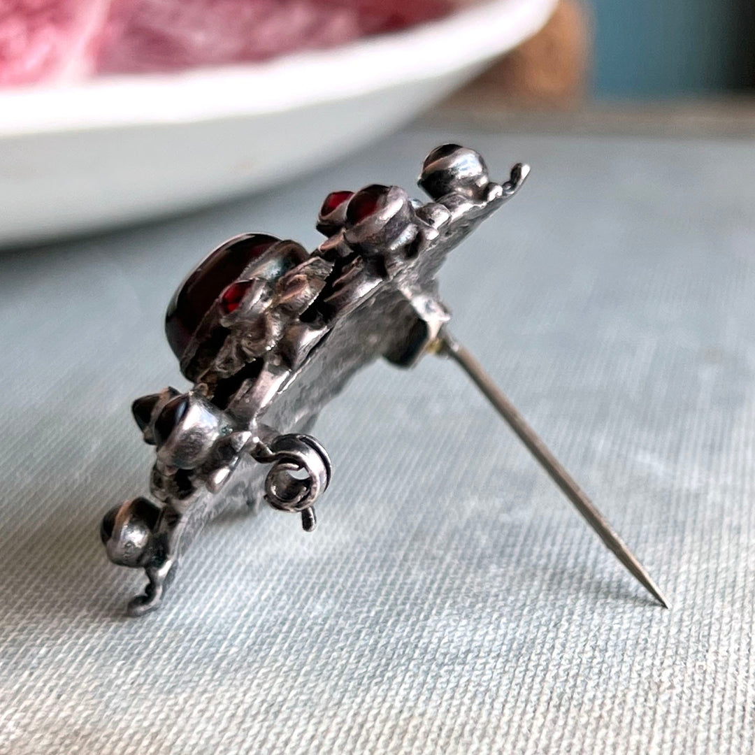 Vintage Brooch Silver Garnet Floral Star c.1930s
