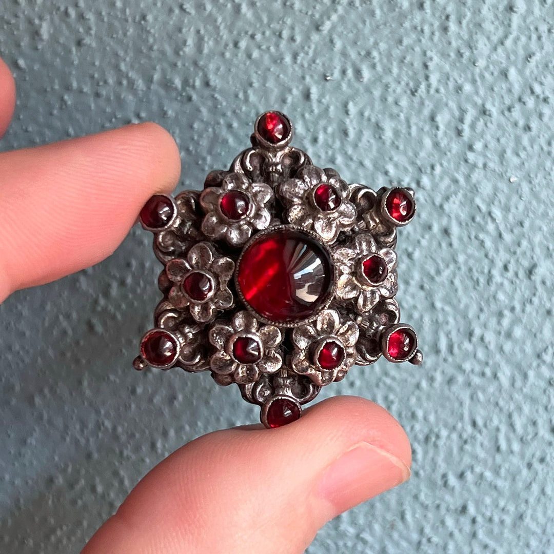 Vintage Brooch Silver Garnet Floral Star c.1930s