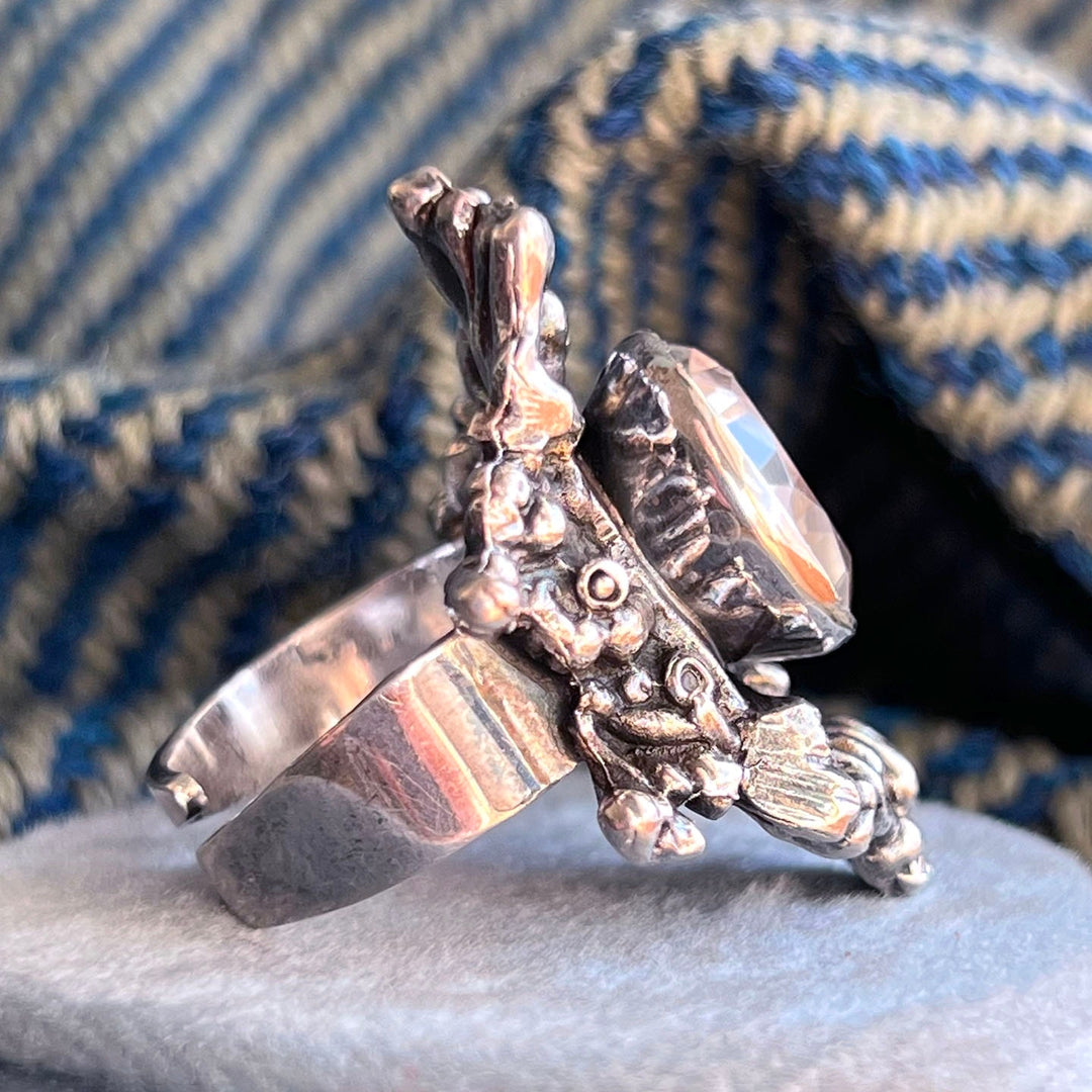 Side profile of Finnish modernist silver ring