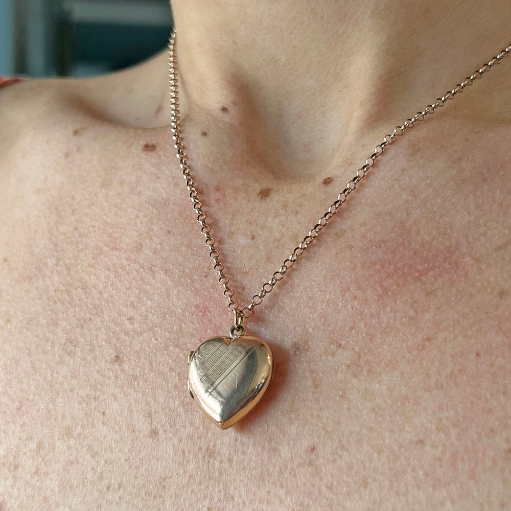 Vintage Gold Engraved Heart Locket c.1930