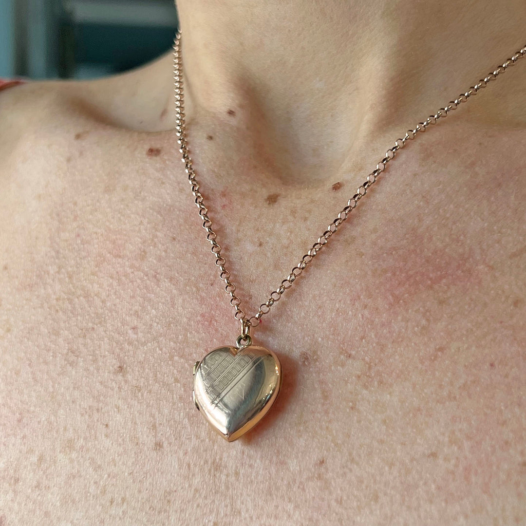 Vintage Gold Engraved Heart Locket c.1930