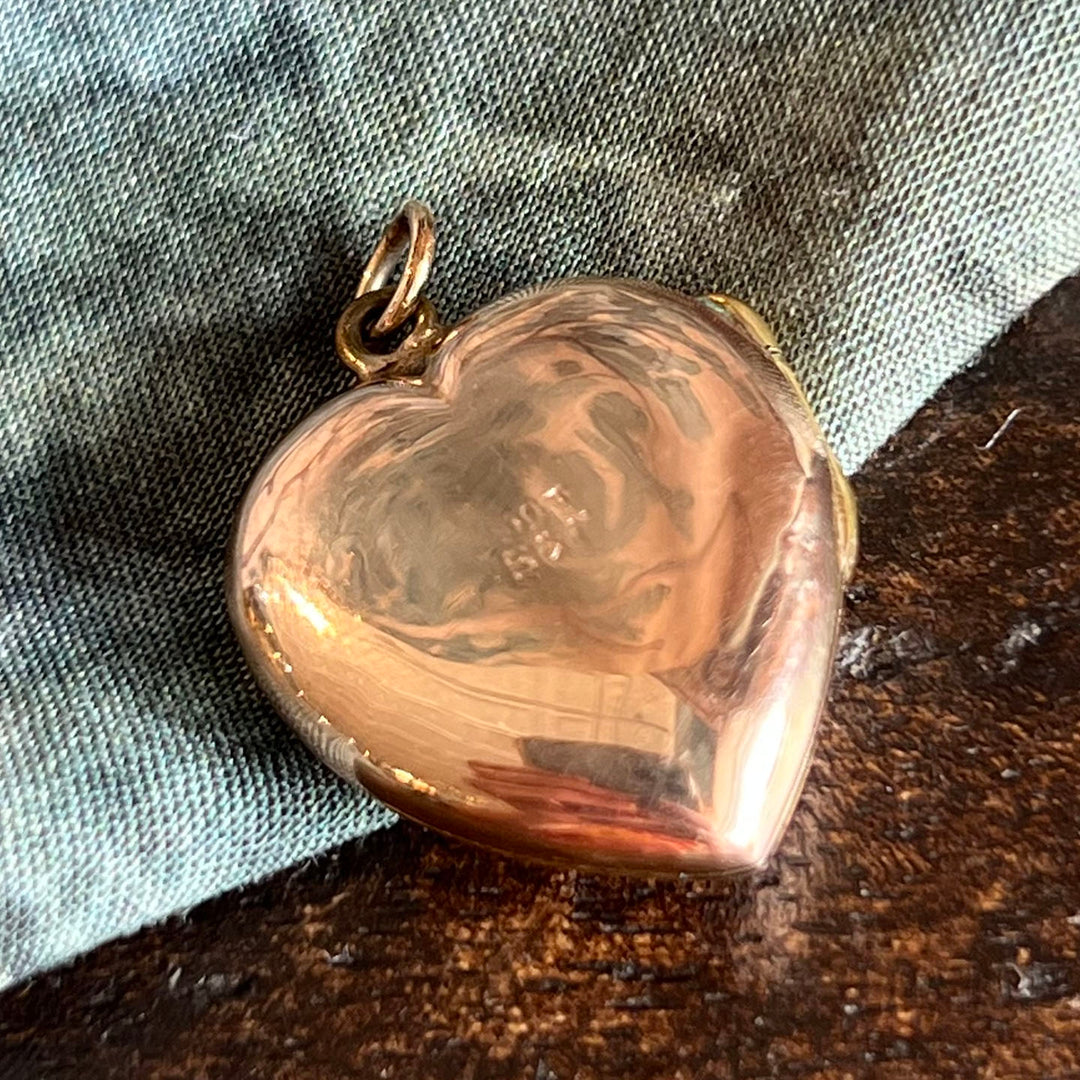Vintage Gold Engraved Heart Locket c.1930