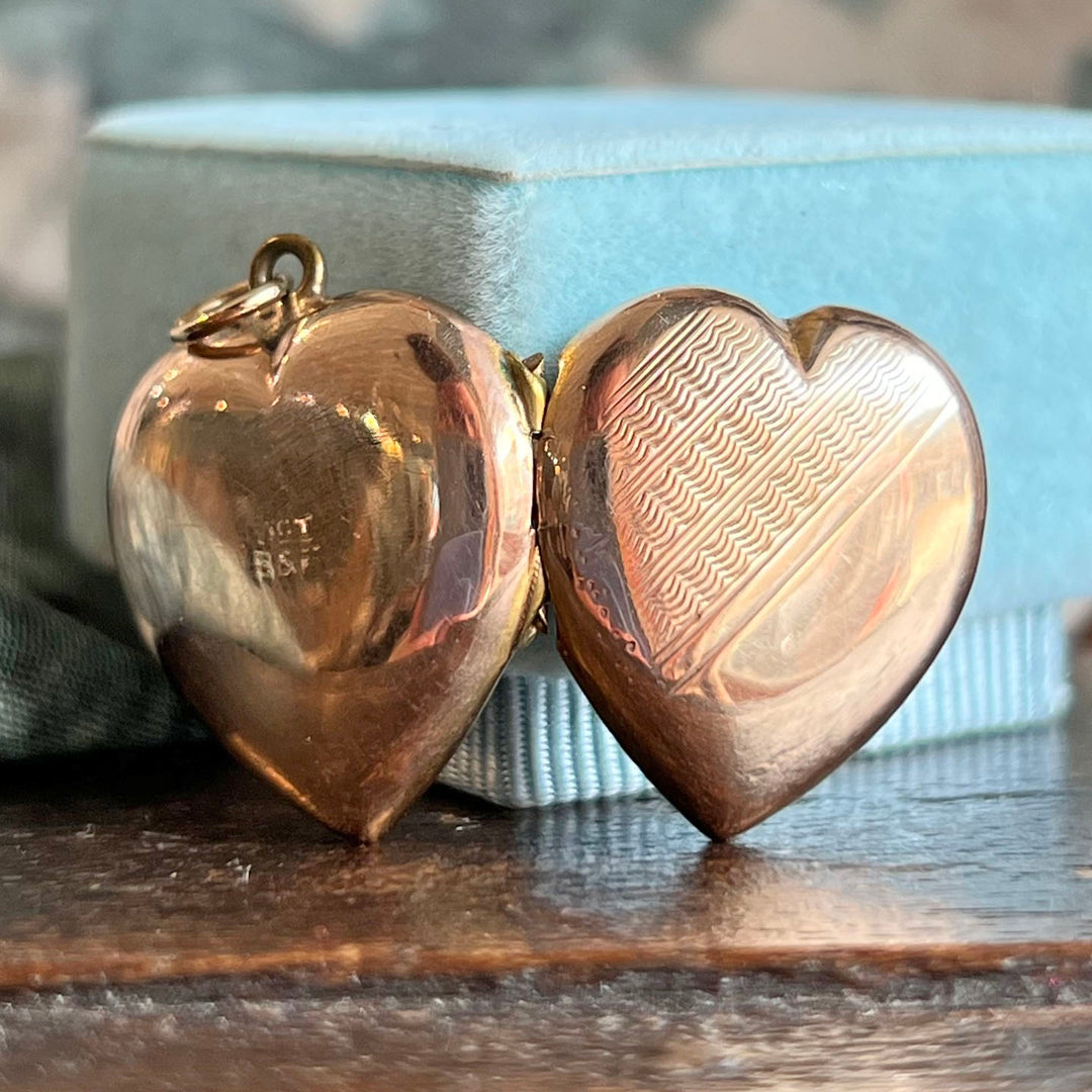 Vintage Gold Engraved Heart Locket c.1930