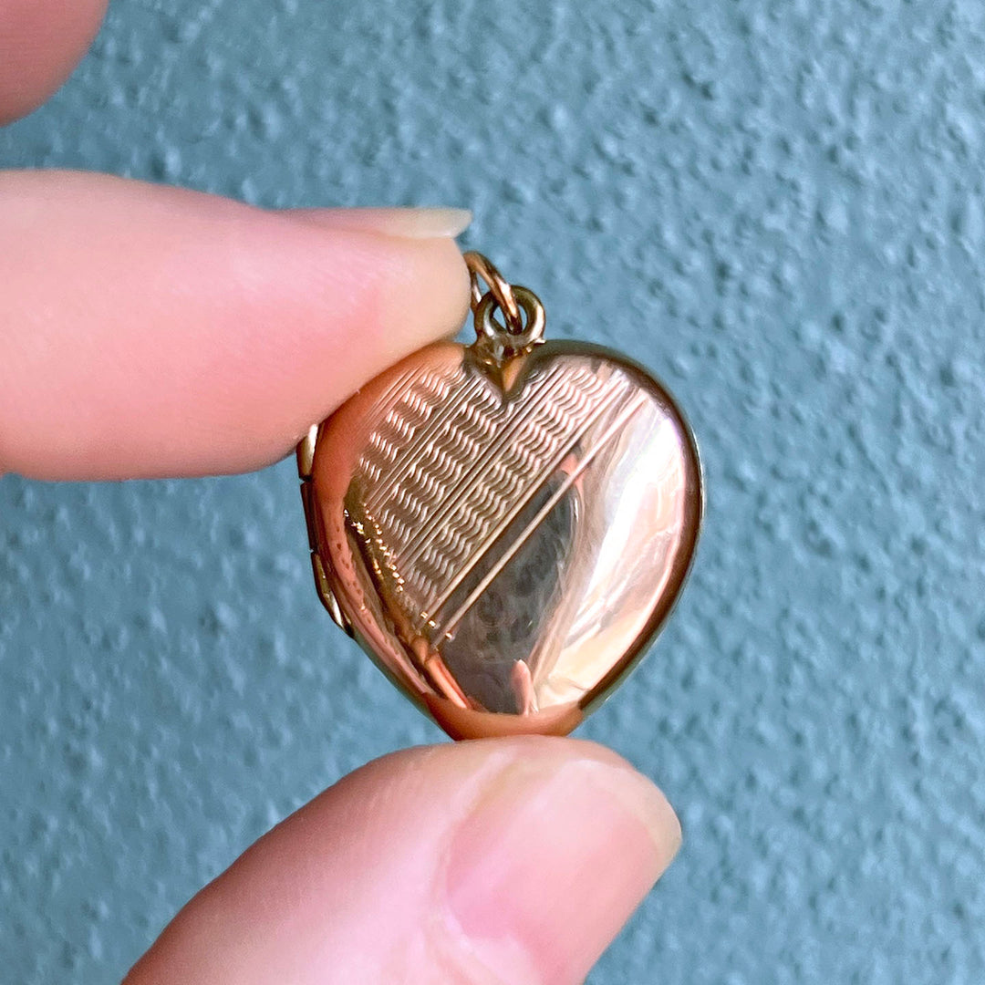 Vintage Gold Engraved Heart Locket c.1930