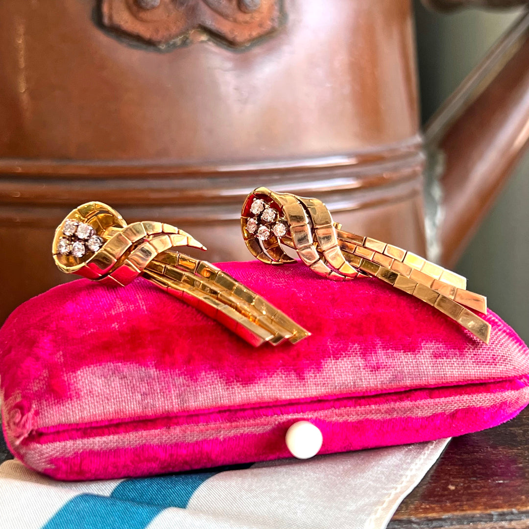 Vintage Retro Gold Earrings Diamond Ribbon, c. 1940