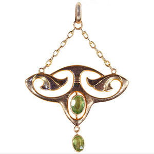 Antique Art Nouveau Peridot Pendant in 9k Gold, English c. 1900