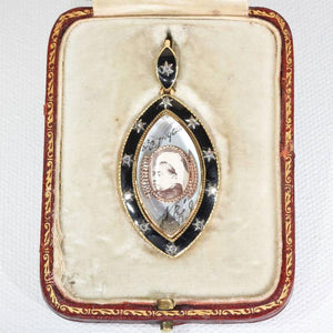 Queen Victoria Portrait Black Enamel Diamond Gold Memorial Pendant