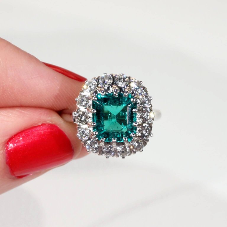French Art Deco Columbian Emerald Diamond Cluster Ring