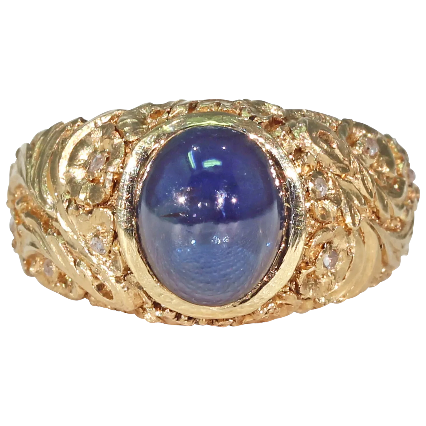 Antique 2.3 Carat Cabochon Sapphire Diamond Ring 18k Gold