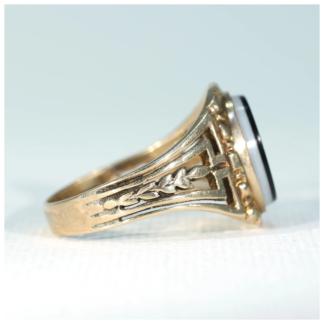 Antique Gold Sardonyx Carved Masonic Ring Intaglio