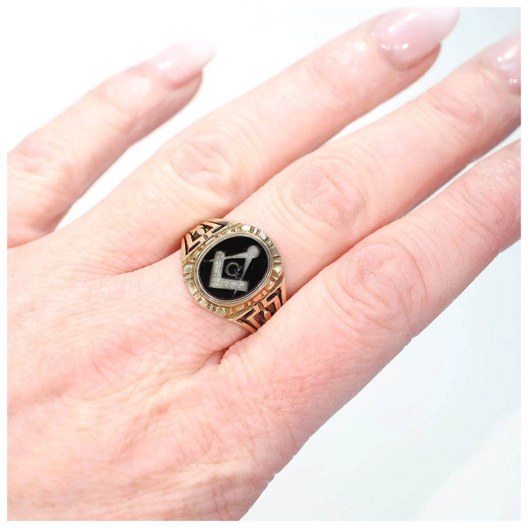 Antique Gold Sardonyx Carved Masonic Ring Intaglio