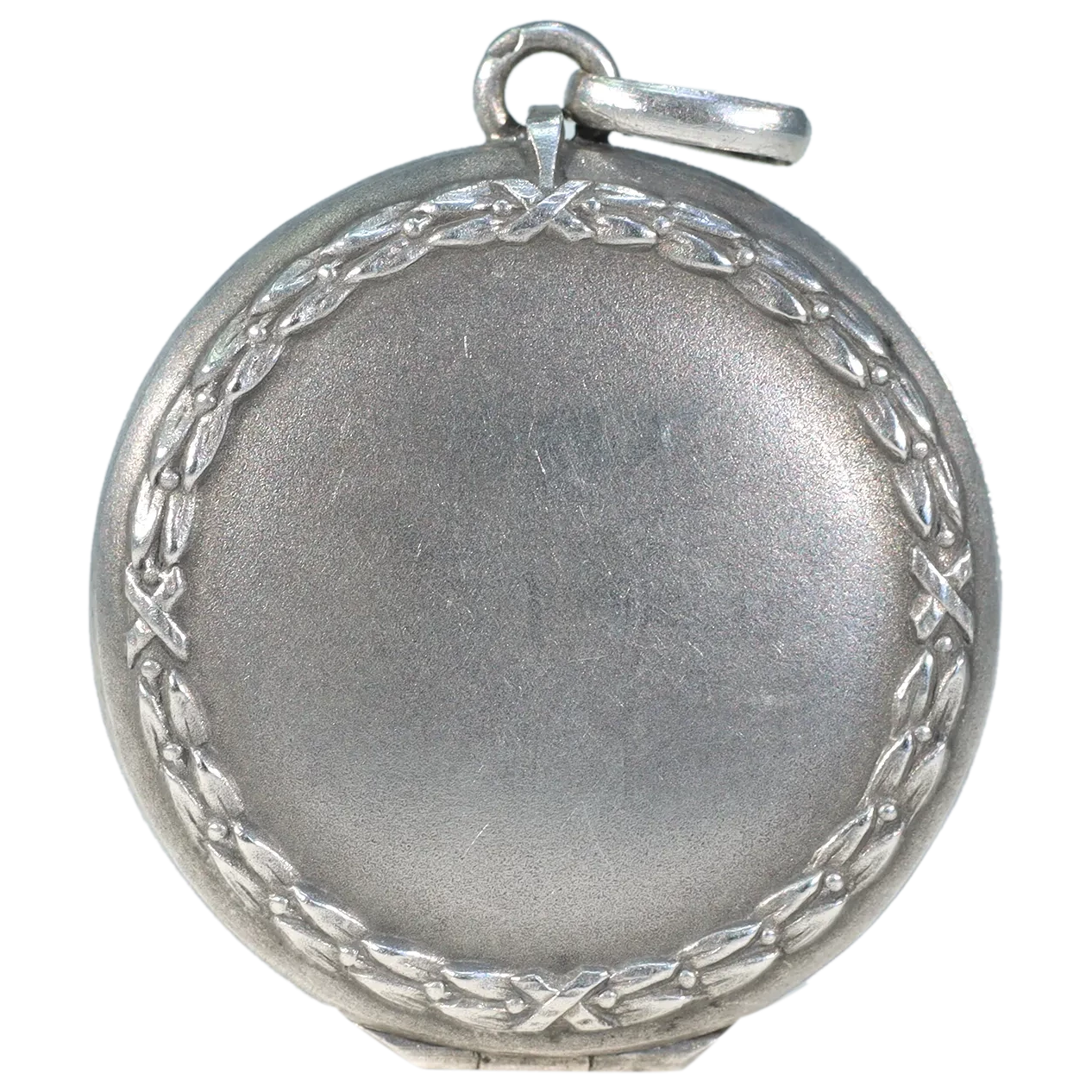 Antique Wreath Motif Silver Locket Round