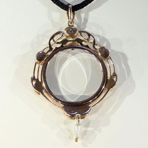 Art Nouveau Amethyst Pearl Frame Locket Gold