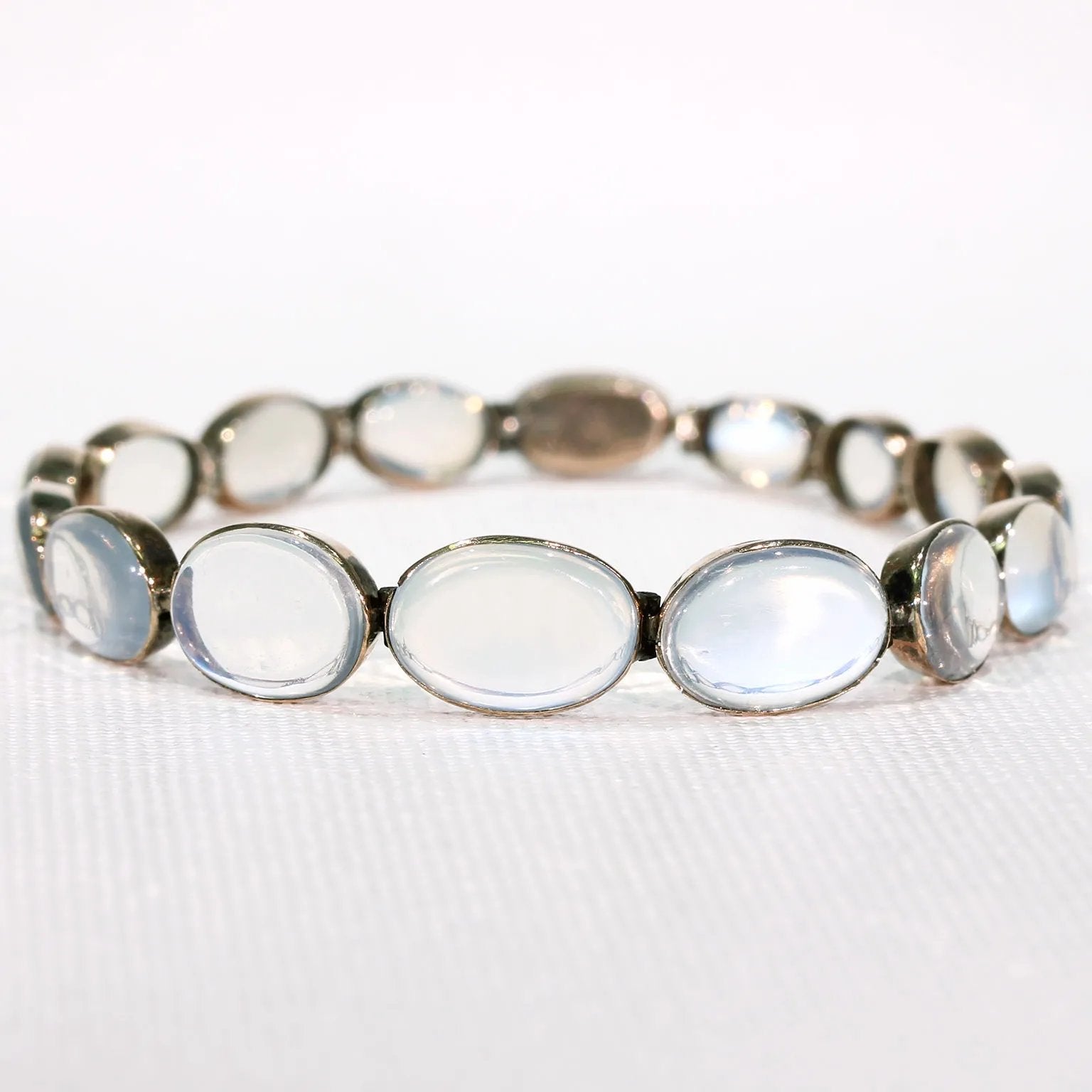 Edwardian Gold Moonstone Bracelet