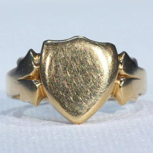Edwardian Mens 18k Gold Sheild Ring Hallmarked Chester 1905