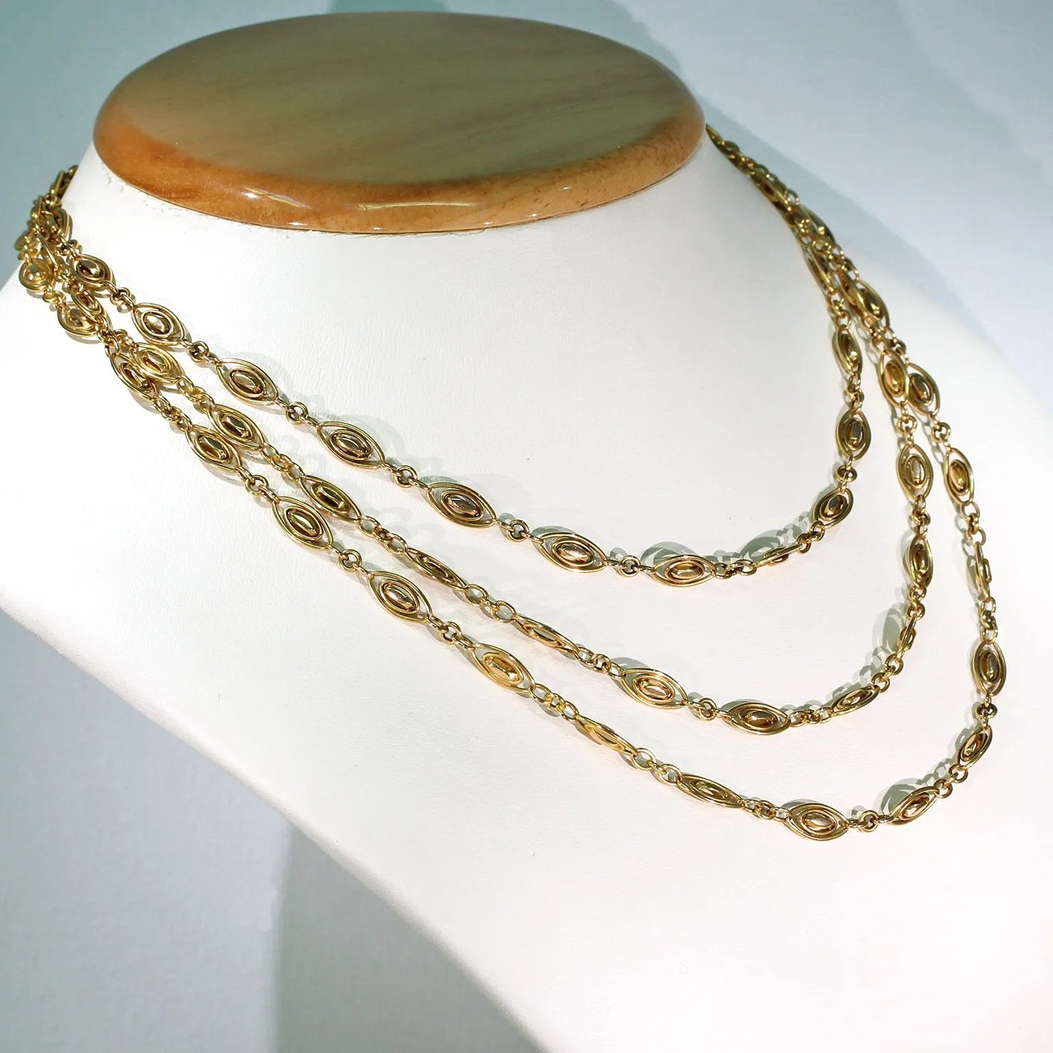 Exquisite French Long Guard Chain Necklace 18k Gold c. 1880