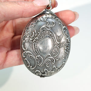 French Silver Repousse Compact Slide Locket Pendant AntiqueFrench Silver Repousse Compact Slide Locket Pendant Antique