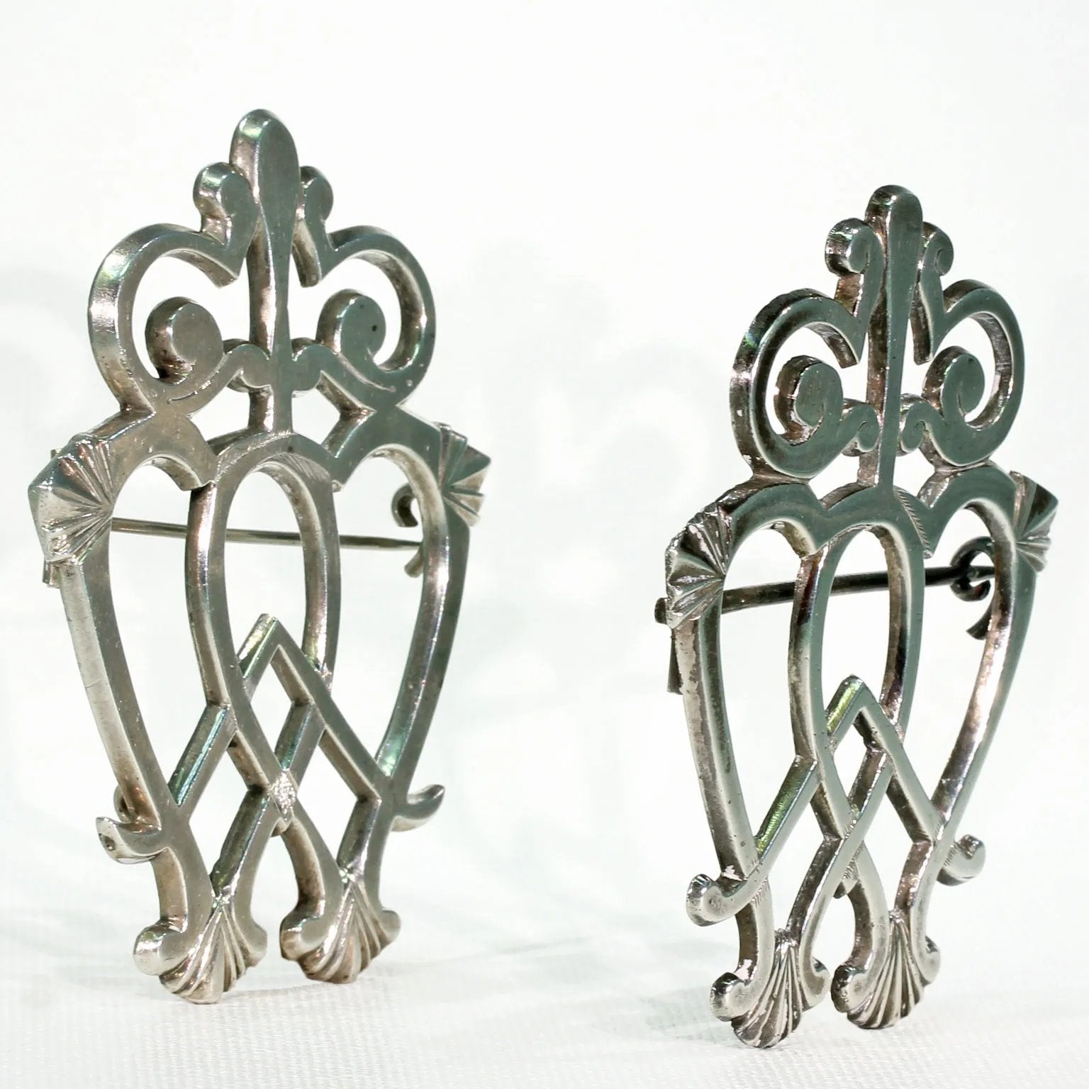 Pair Georgian Silver Luckenbooth Brooches Pins Scottish Wedding Jewelry