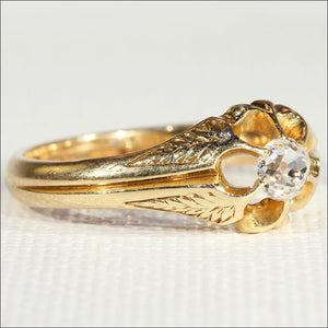 Antique Victorian Diamond Solitaire Ring in 18k Gold