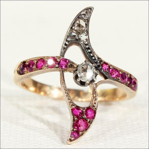 Antique Ruby and Diamond Art Nouveau Ring in 18k Gold