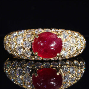 Stunning Vintage Cabochon Ruby and Diamond Ring in 18k Gold