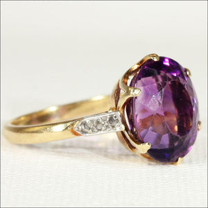 Vintage 6ct Amethyst and Diamond Ring in 18k Gold and Platinum, Hallmarked 1969