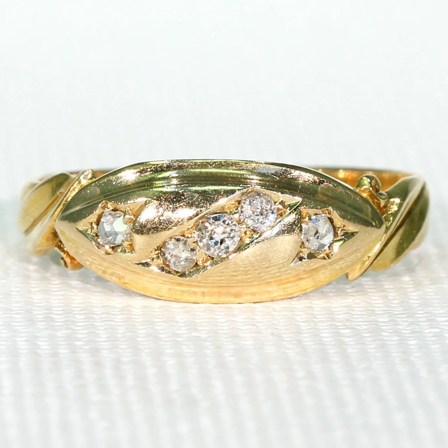 Victorian 5 Stone Diamond Ring in 18k Gold