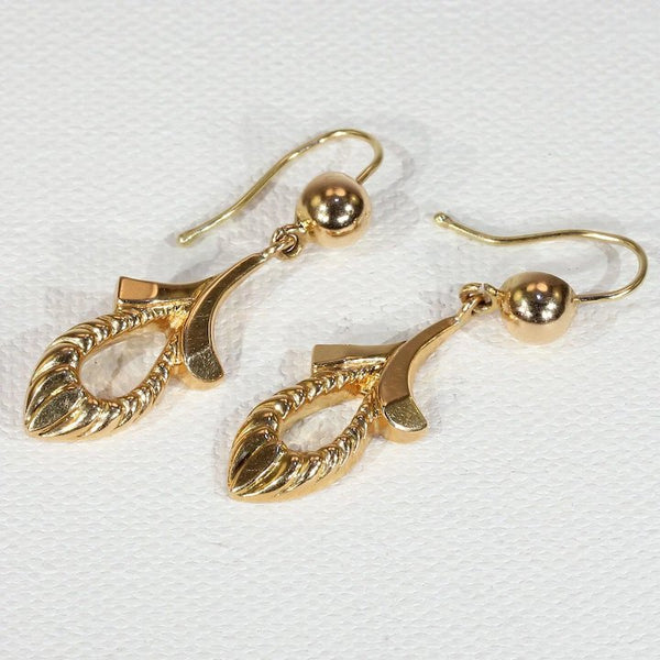 Vintage style best sale gold earrings
