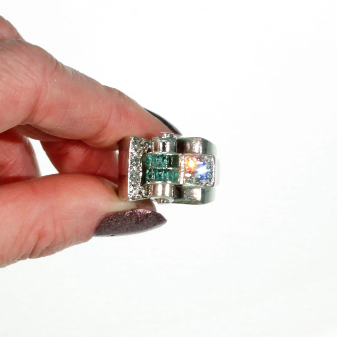 Vintage Art Deco Diamond Emerald Cocktail Ring 18k White Gold